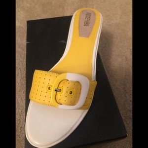 Women’s sandals